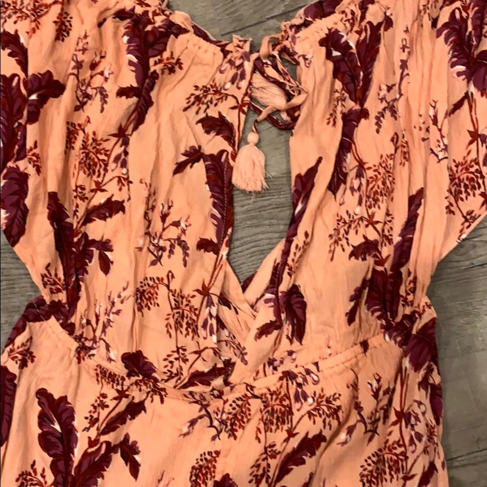 Floral Romper - Picture 2 of 4